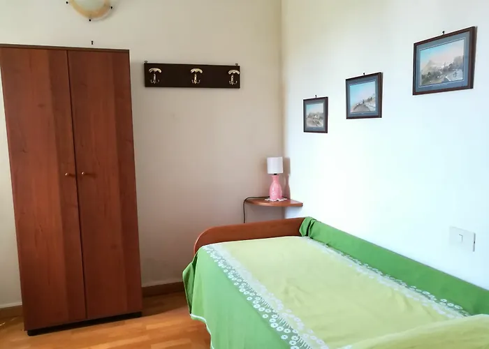 Fuocomuorto Oda ve Kahvaltı Ercolano